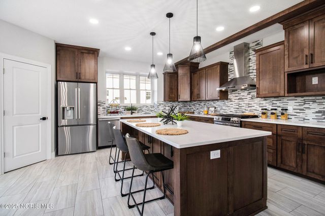 3688 Turtle Creek Drive, Perrysburg, OH 43551