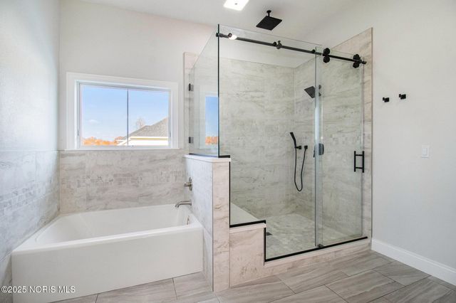 3688 Turtle Creek Drive, Perrysburg, OH 43551