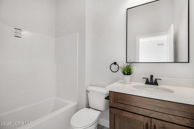 3688 Turtle Creek Drive, Perrysburg, OH 43551