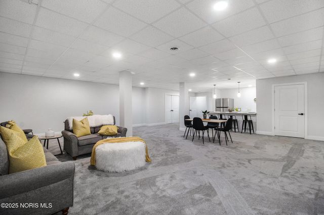 3688 Turtle Creek Drive, Perrysburg, OH 43551