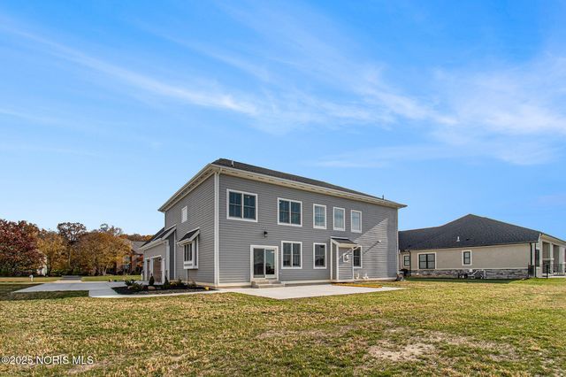 3688 Turtle Creek Drive, Perrysburg, OH 43551