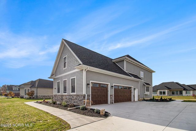 3688 Turtle Creek Drive, Perrysburg, OH 43551