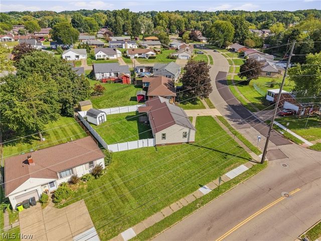 1407 Keuper Boulevard NE, Massillon, OH 44646