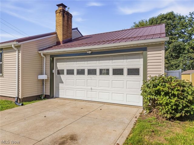 1407 Keuper Boulevard NE, Massillon, OH 44646