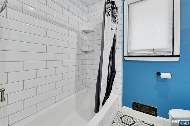 14 Passaic Avenue, Hasbrouck Heights, NJ 07604