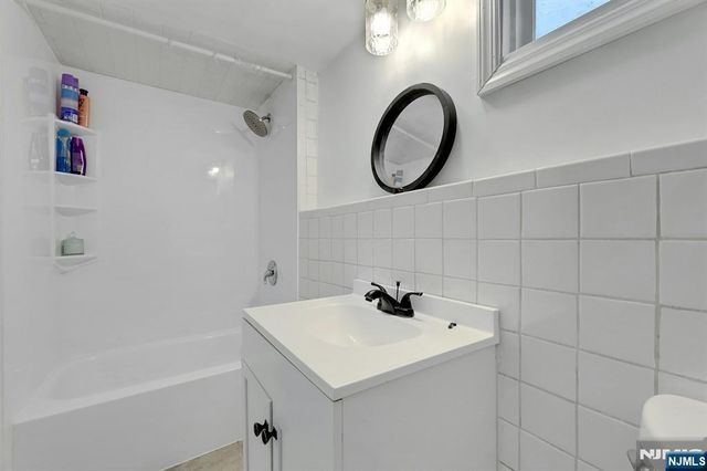 14 Passaic Avenue, Hasbrouck Heights, NJ 07604