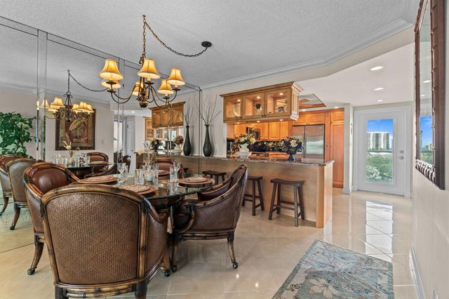 2731 NE 14th Street Causeway 923, Pompano Beach, FL 33062