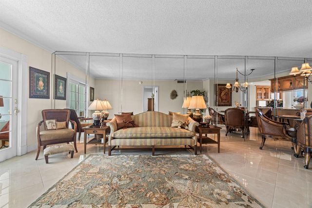 2731 NE 14th Street Causeway 923, Pompano Beach, FL 33062