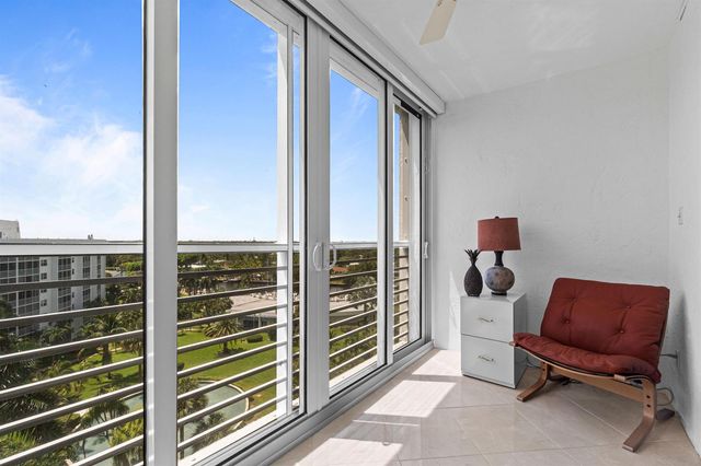 2731 NE 14th Street Causeway 923, Pompano Beach, FL 33062