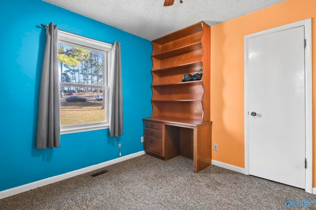 128 Hillside Drive, Huntsville, AL 35811