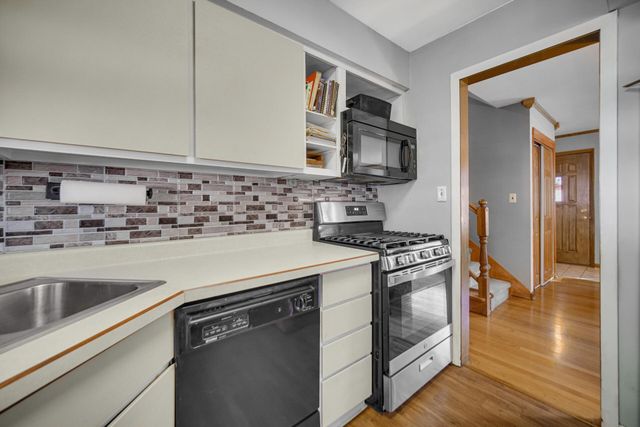 2190 Capitol Street, Portage, IN 46368