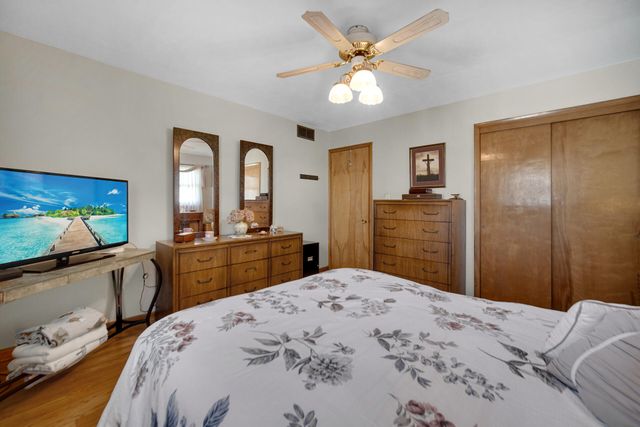 2190 Capitol Street, Portage, IN 46368