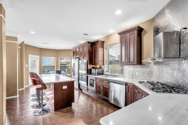 611 River Delta Lane, Rosenberg, TX 77469