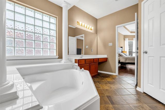 611 River Delta Lane, Rosenberg, TX 77469