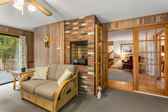 187 Thayer St, Millville, MA 01529