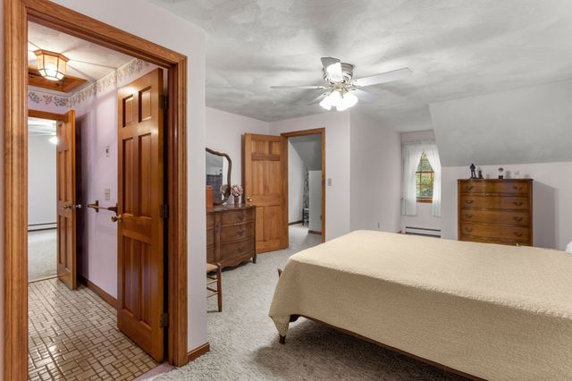 187 Thayer St, Millville, MA 01529