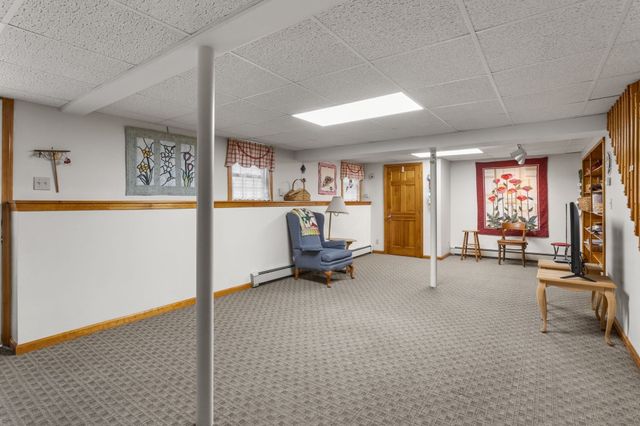 187 Thayer St, Millville, MA 01529