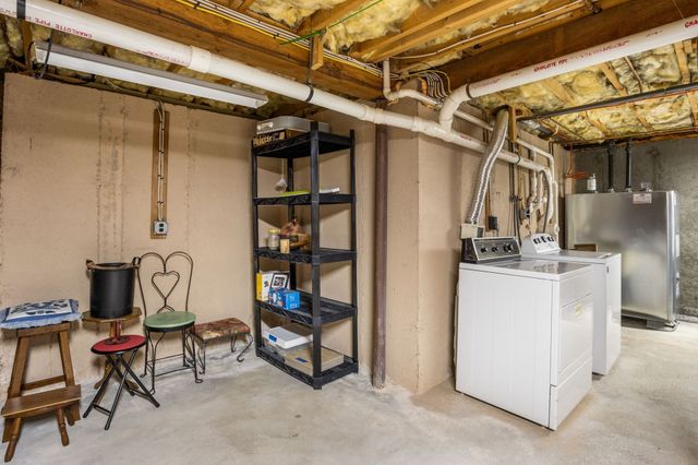 187 Thayer St, Millville, MA 01529