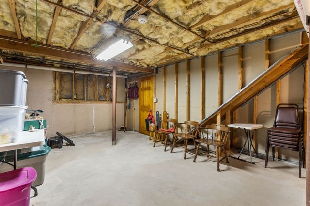187 Thayer St, Millville, MA 01529