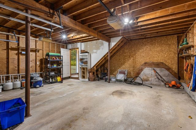 187 Thayer St, Millville, MA 01529