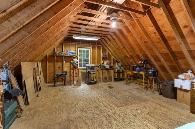 187 Thayer St, Millville, MA 01529