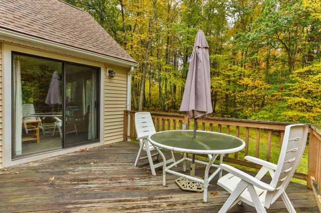 187 Thayer St, Millville, MA 01529