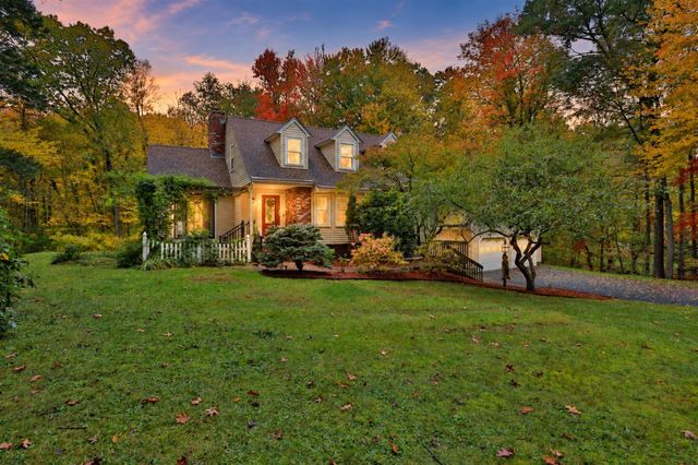 187 Thayer St, Millville, MA 01529
