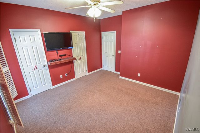 4911 Dove Creek, Northport, AL 35473