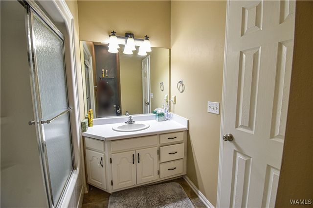 4911 Dove Creek, Northport, AL 35473