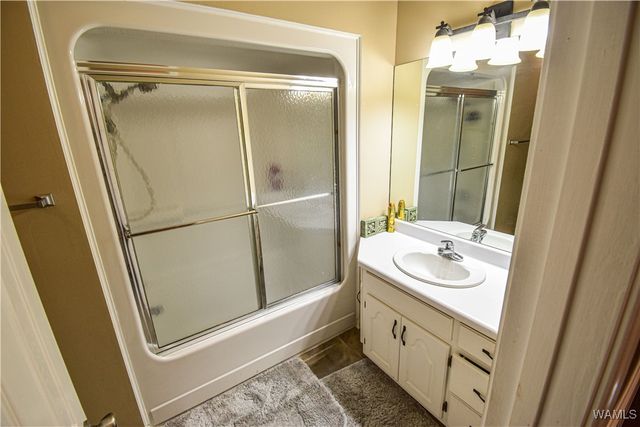 4911 Dove Creek, Northport, AL 35473