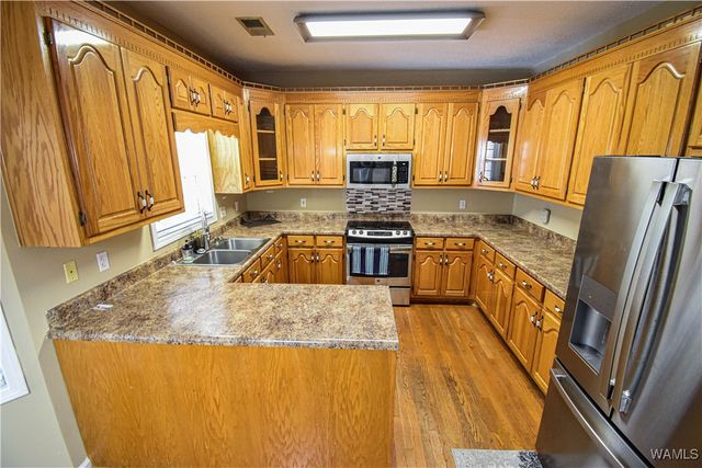 4911 Dove Creek, Northport, AL 35473