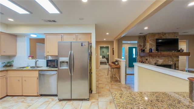 4821 Goldeneye Dr, Corpus Christi, TX 78413