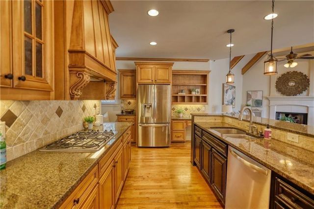 951 Nours Circle, Lawrenceville, GA 30045