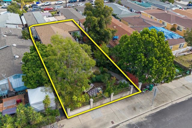 1831-33 Felton Street, San Diego, CA 92102