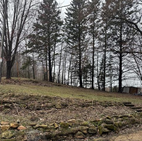 S9220 Hillview Road, Fall Creek, WI 54742