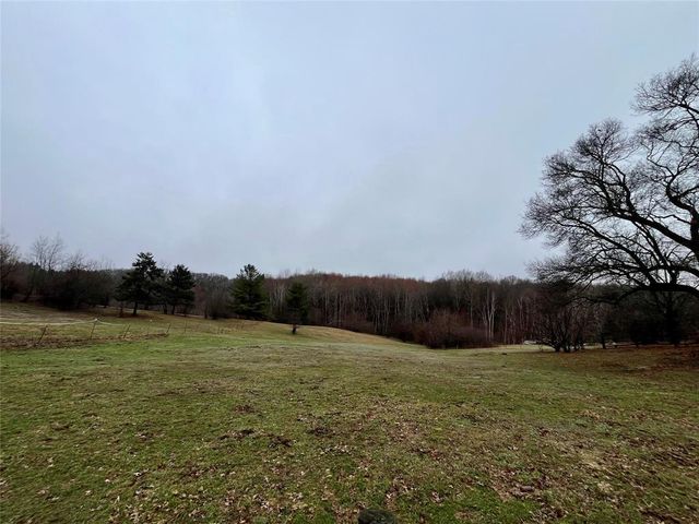 S9220 Hillview Road, Fall Creek, WI 54742