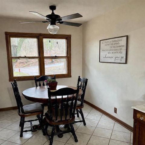 S9220 Hillview Road, Fall Creek, WI 54742