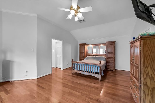 205 Trail Bend Lane, Friendswood, TX 77546