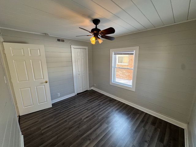 16935 Western Avenue, Hazel Crest, IL 60429