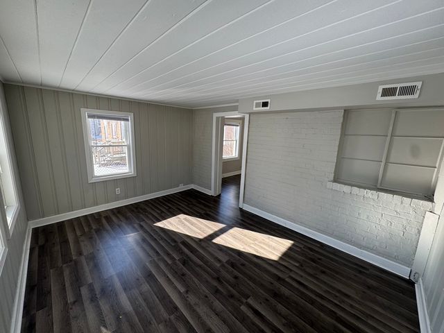 16935 Western Avenue, Hazel Crest, IL 60429