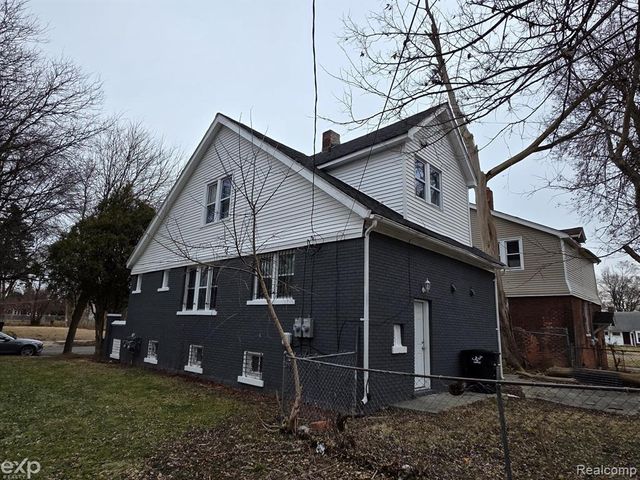 5217 Lakeview Street, Detroit, MI 48213