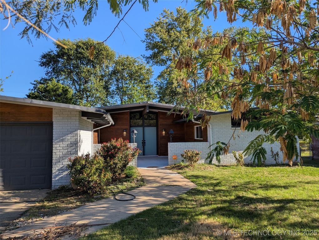 5825 E 035 Street, Tulsa, OK 74135