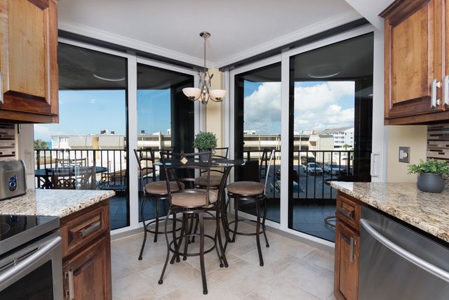 9650 Shore Dr Apt 103, Myrtle Beach, SC 29572