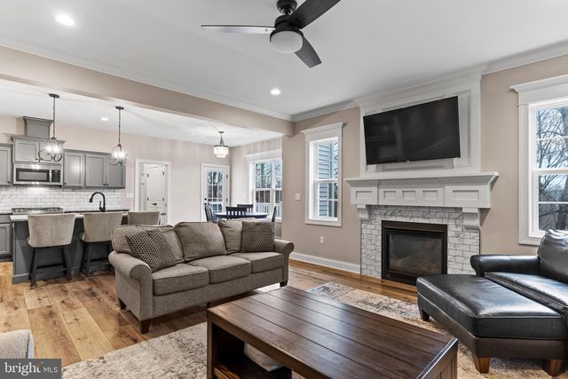 16 BOBOLINK COURT, Mechanicsburg, PA 17050