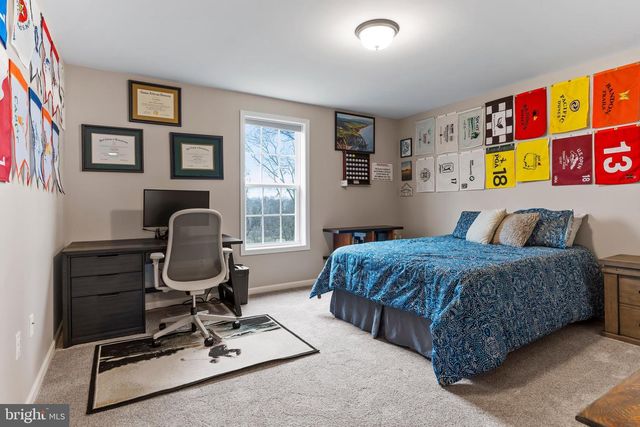 16 BOBOLINK COURT, Mechanicsburg, PA 17050