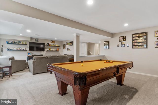 16 BOBOLINK COURT, Mechanicsburg, PA 17050