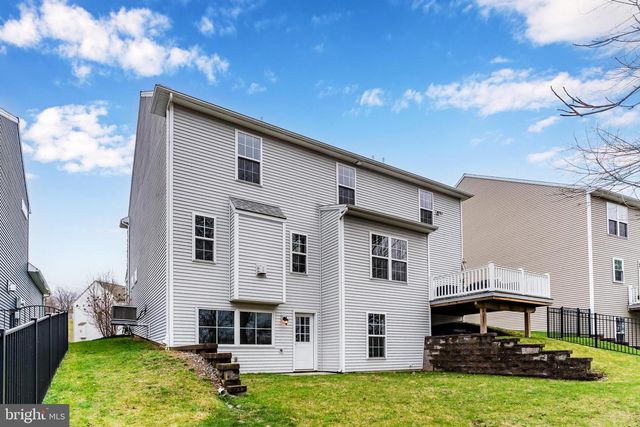 16 BOBOLINK COURT, Mechanicsburg, PA 17050