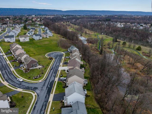 16 BOBOLINK COURT, Mechanicsburg, PA 17050