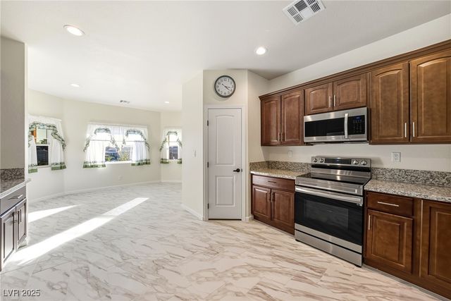 880 Fort Carson Road, Pahrump, NV 89060