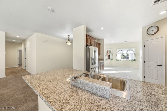 880 Fort Carson Road, Pahrump, NV 89060